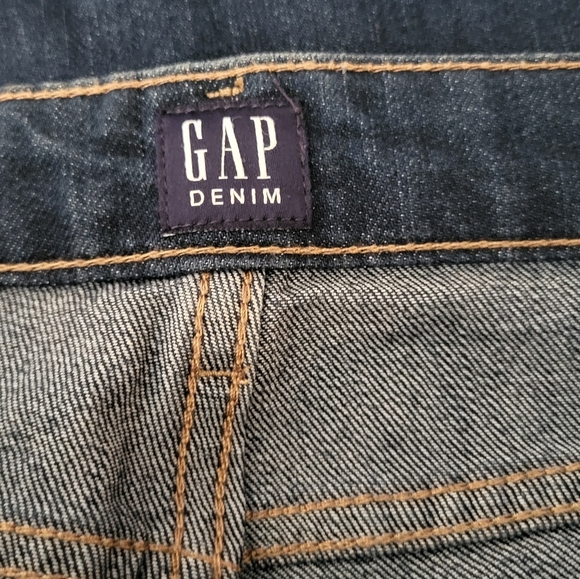 Gap Women Jeans Perfect Boot, Size 29x31 - Picture 3 of 7